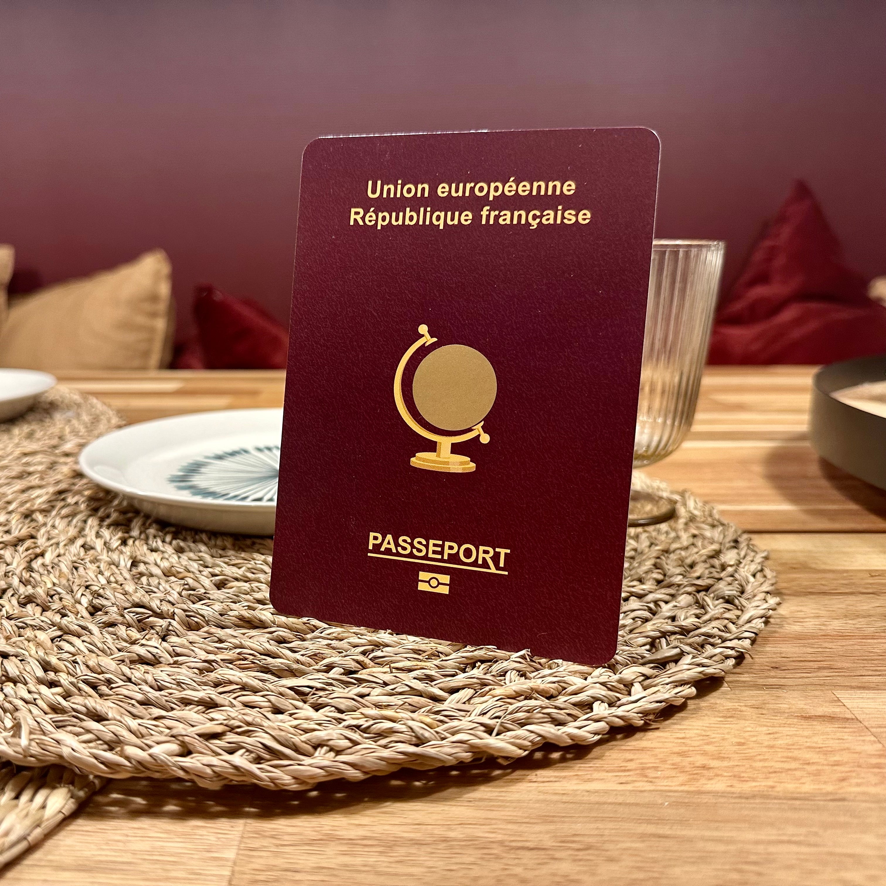 Carte à Gratter Voyage | Passeport Cadeau Surprise Personnalisable