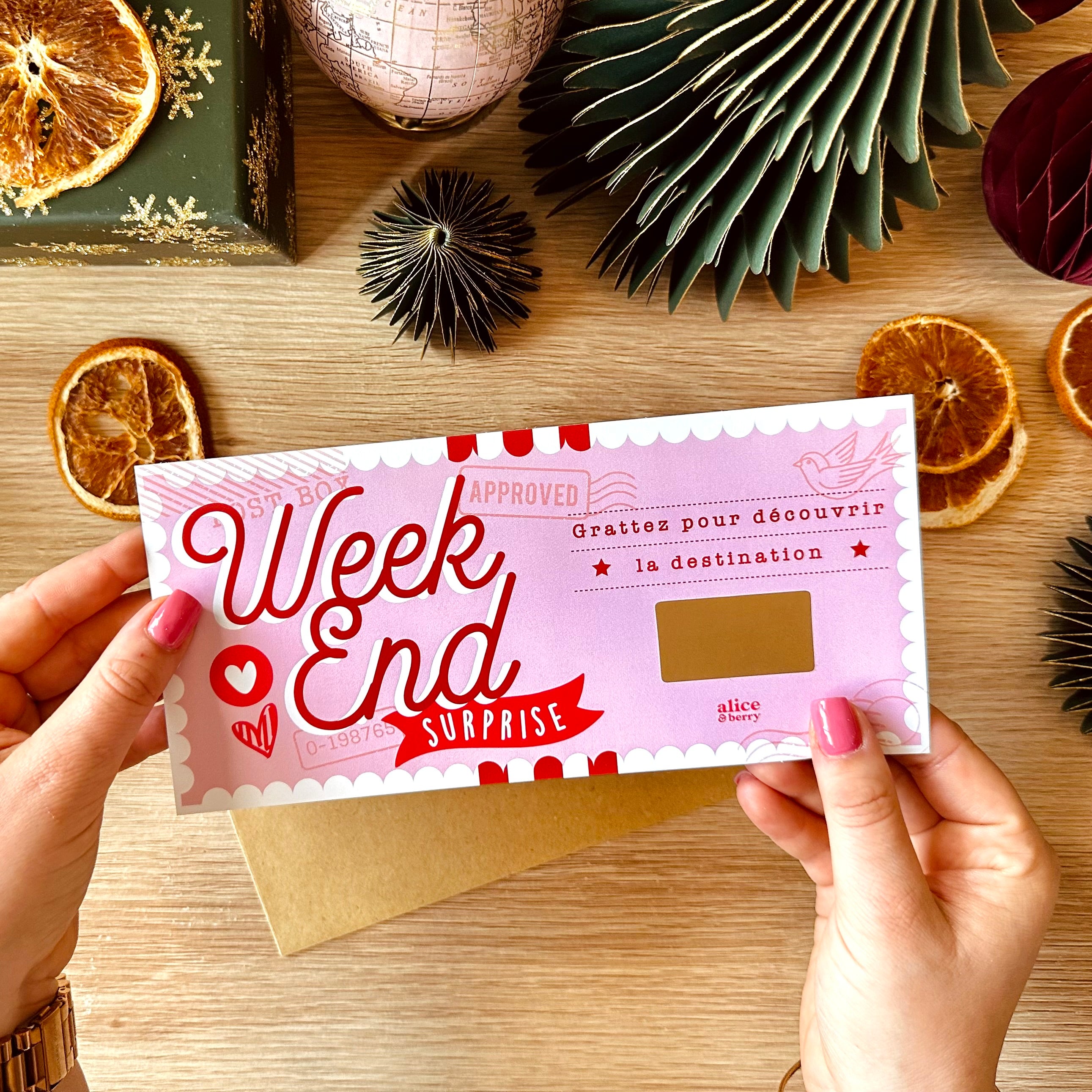 Carte à Gratter Weekend Surprise | Voyage Personnalisable - Rose
