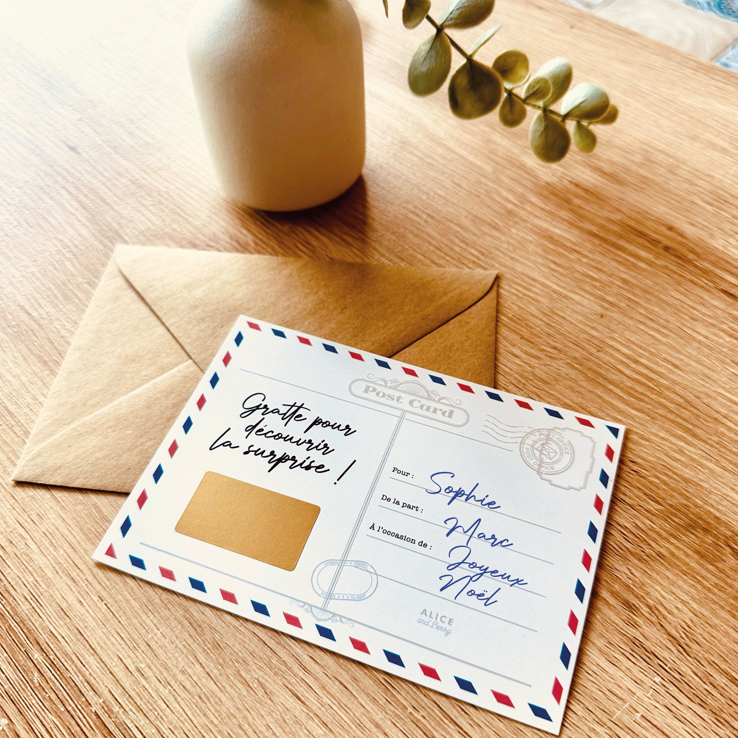 Carte à Gratter Cadeau Surprise | Personnalisable Vintage